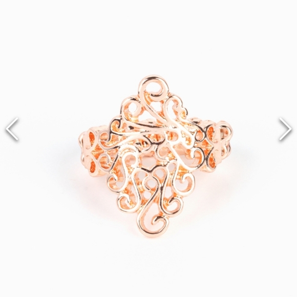 Full-Fledged Filigree Rose Gold Ring 💍 - Picture 2 of 4